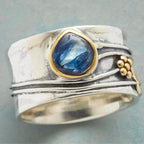 Anillo vintage de zafiro azul en plata
