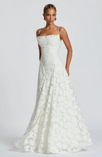 SOFIA | Elegante vestido maxi de encaje