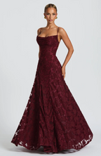 SOFIA | Elegante vestido maxi de encaje