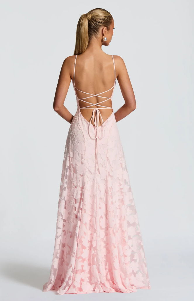 SOFIA | Elegante vestido maxi de encaje