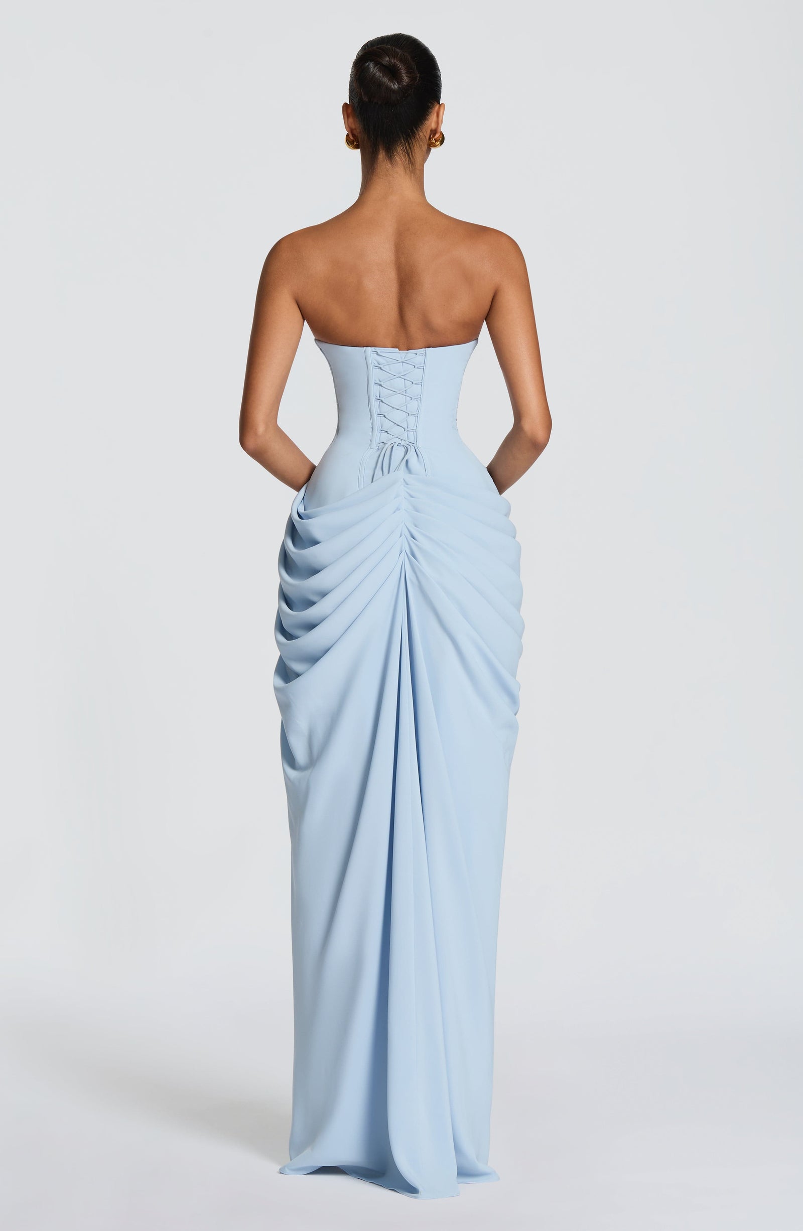 HANNAH | Elegante vestido maxi con drapeado y alta abertura