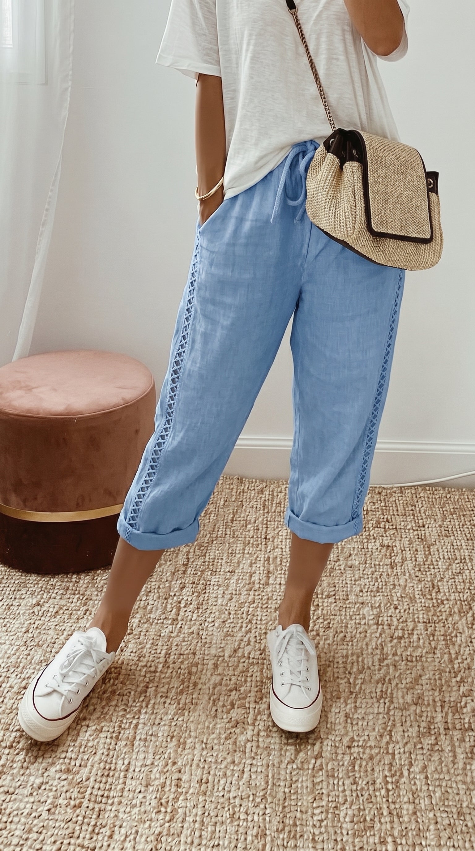 Aurea™ | Pantalón capri con detalles de encaje