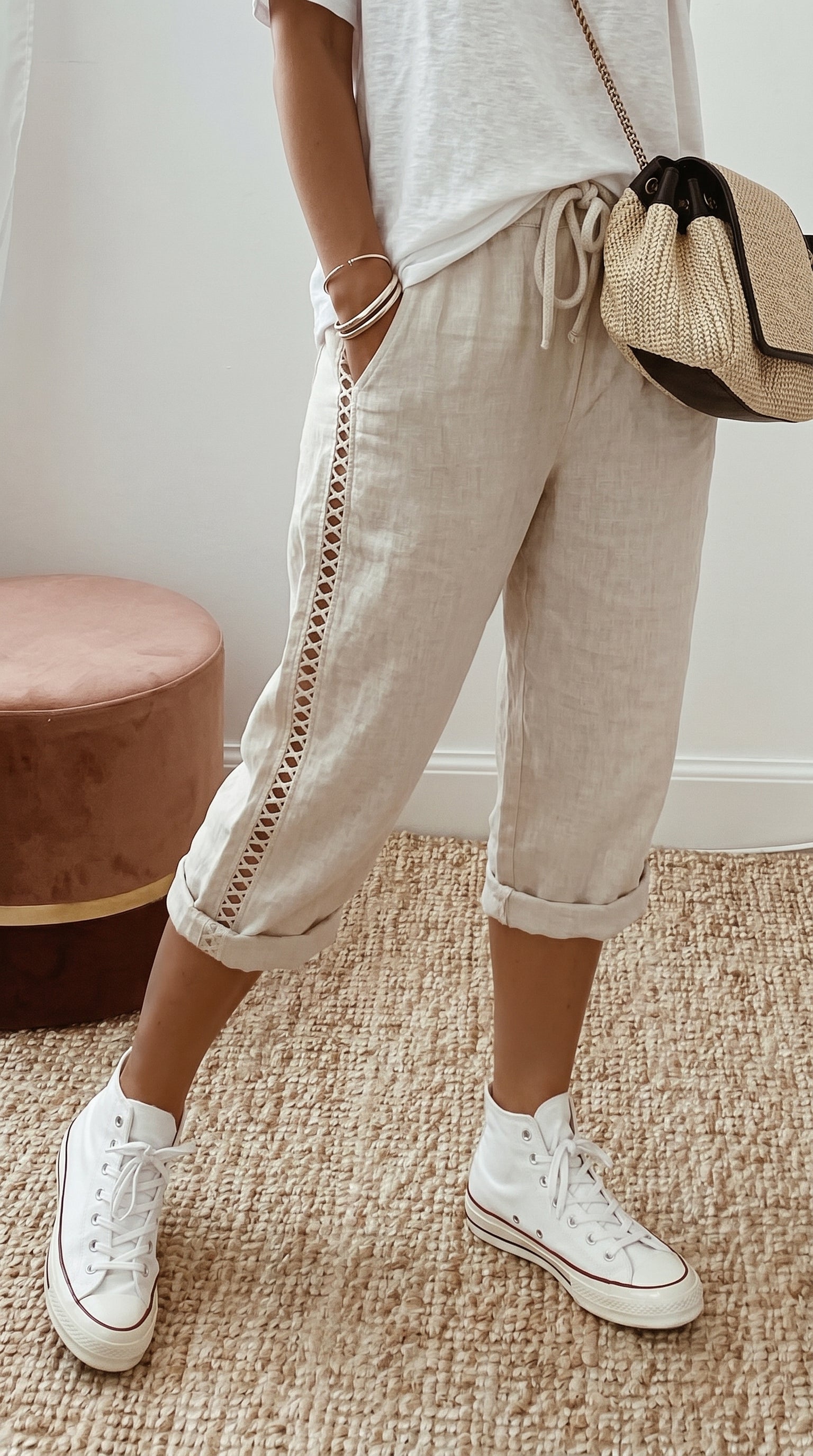 Aurea™ | Pantalón capri con detalles de encaje