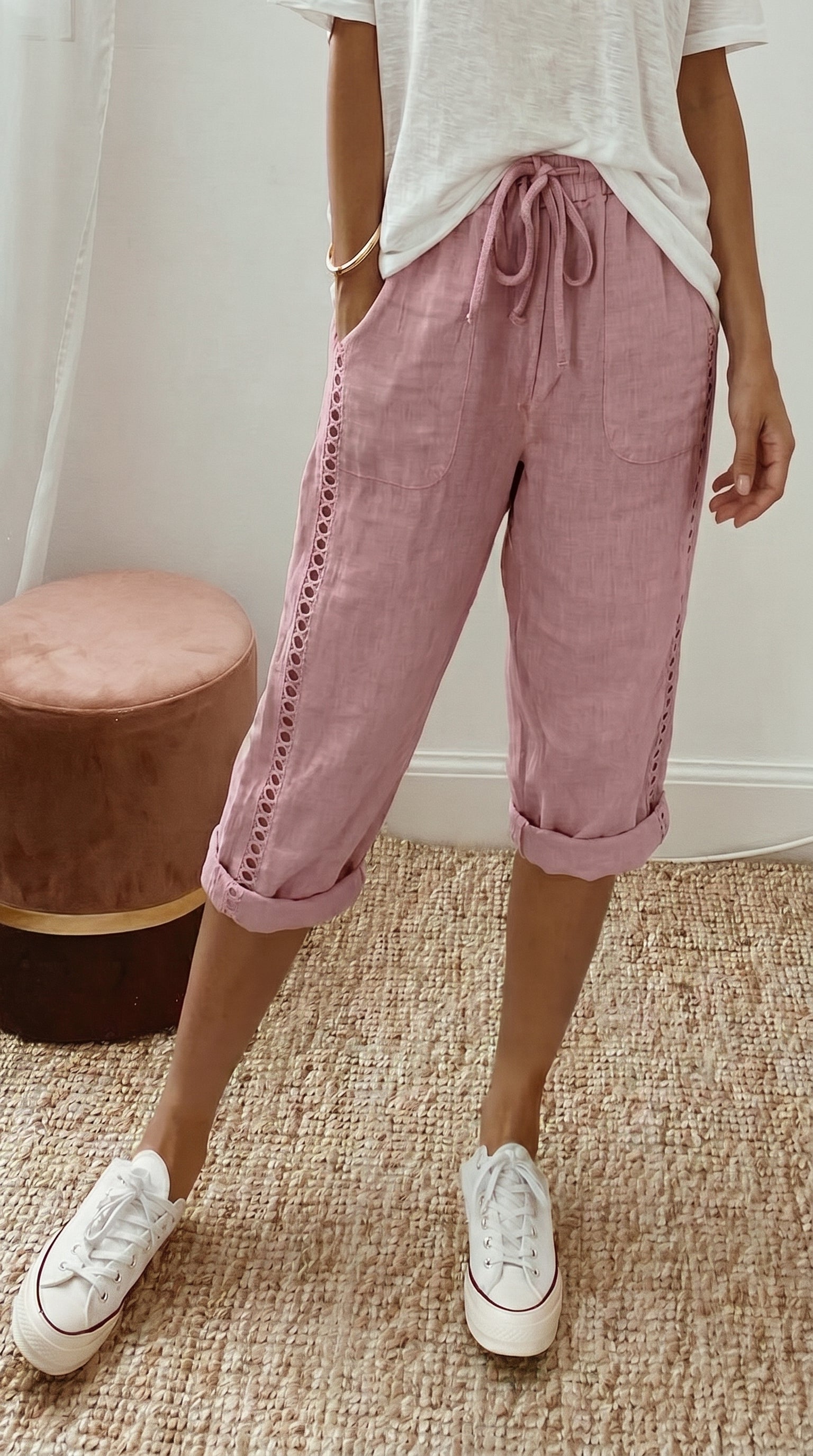 Aurea™ | Pantalón capri con detalles de encaje