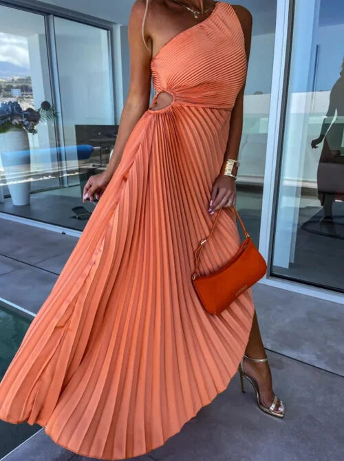 ELLA | Vestido Midi Plisado con escote asimétrico